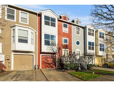 2567 NW 1st DR Gresham, OR 97030