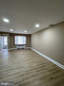 3340 Sheffield St Philadelphia, PA 19136