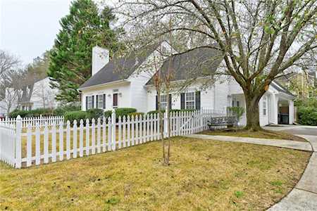 205 Park Bridge Lane Roswell, GA 30075