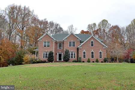 8995 Bridgett Ln La Plata, MD 20646