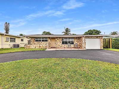 9660 NW 24th Pl Sunrise, FL 33322