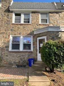 205 Glendale Rd Upper Darby, PA 19082