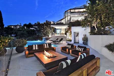 14613 Round Valley Dr Sherman Oaks, CA 91403