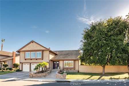 5054 Vista Montana Yorba Linda, CA 92886