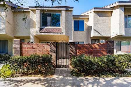 1033 W Lamark Ln Anaheim, CA 92802