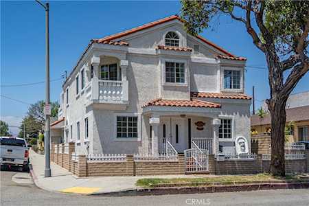 1105 Termino Ave Long Beach, CA 90804