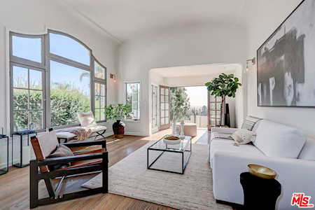 1761 N Orange Grove Ave Los Angeles, CA 90046