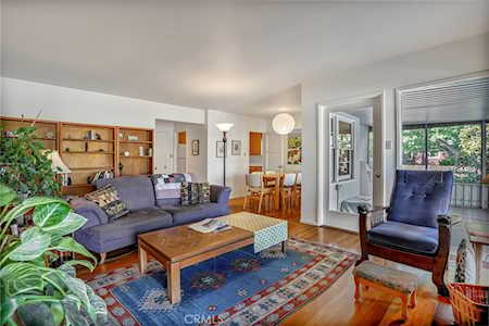 2426 Vuelta Grande Ave Long Beach, CA 90815