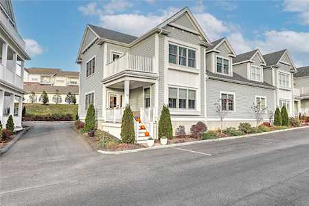16 Kettle Point Ave East Providence, RI 02915
