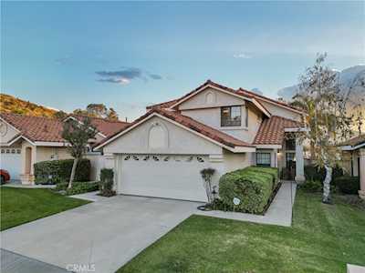 15628 Burt Ct Canyon Country, CA 91387