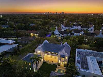 7745 SW 54th Ave Miami, FL 33143