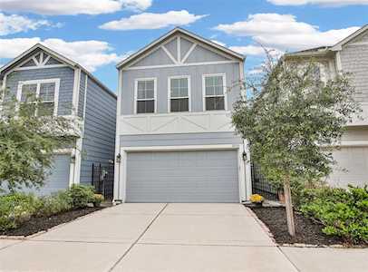 3210 Gillespie St Houston, TX 77020