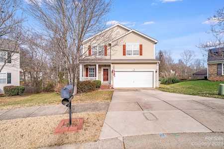 10409 Sparrow Springs Ln Charlotte, NC 28214
