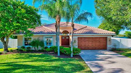 6259 Shadow Tree Lane Lake Worth, FL 33463