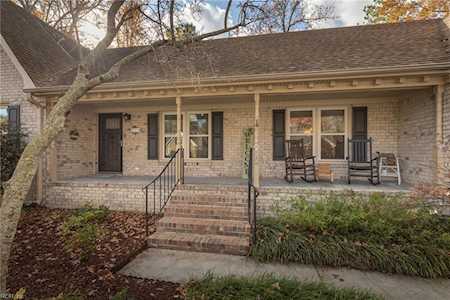 711 Bartell Dr Chesapeake, VA 23322