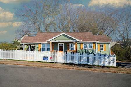 2215 Hermosa St Nashville, TN 37208