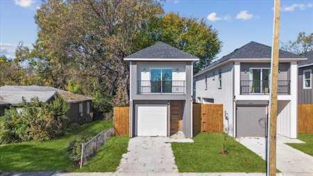 2319 Scott Street Dallas, TX 75215