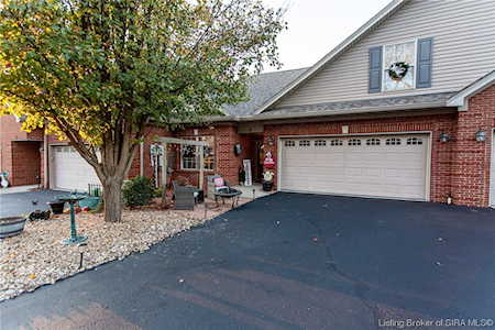 620 W Utica St Sellersburg, IN 47172