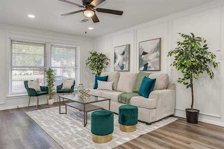 2710 San Paula Avenue Dallas, TX 75228
