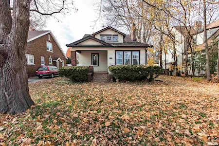 3221 N Sheridan Rd Peoria, IL 61604