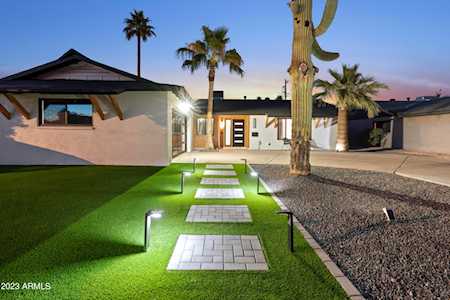 8650 E Jackrabbit Rd Scottsdale, AZ 85250