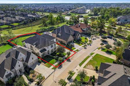 2210 Twilight Peak Missouri City, TX 77459