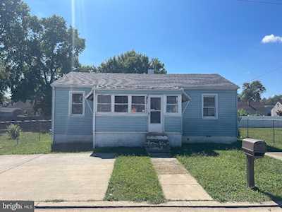 403 Cedar Hill Rd Brooklyn, MD 21225