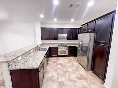 11389 Ogden Mills Dr #103 Las Vegas, NV 89135