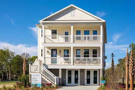 1661 Farmers Way Street #418 Mount Pleasant, SC 29466