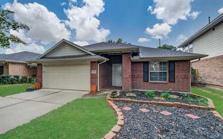 32402 Summer Park Ln Conroe, TX 77385