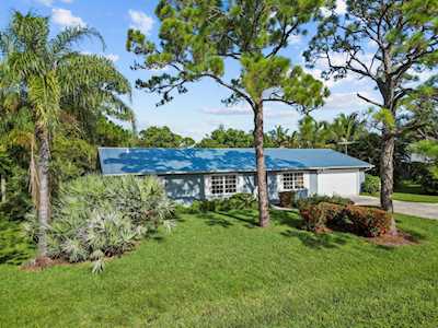 3014 NE Canal Avenue Jensen Beach, FL 34957