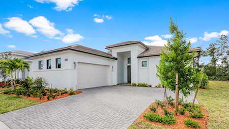 2069 SE Mosaic Boulevard Port St Lucie, FL 34984