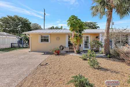 294 SE Sailfish Lane Stuart, FL 34996