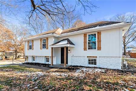 1205 SE 3rd Terrace Lee's Summit, MO 64063