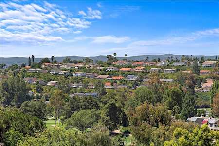 28041 Calle Valdes Mission Viejo, CA 92692