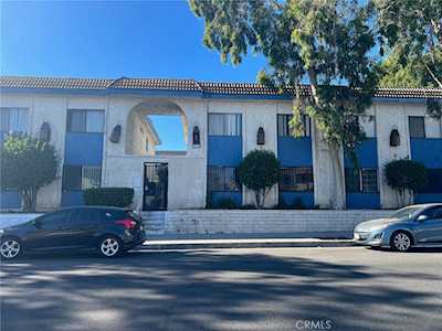 9119 Wakefield Ave #4 Panorama City, CA 91402