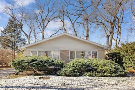 8924 Pottawattami Dr Skokie, IL 60076