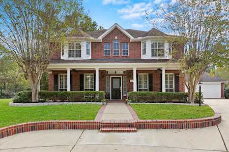 17 Leandro Ct Montgomery, TX 77356