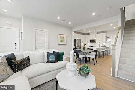 43806 Middleway Terrace Ashburn, VA 20147