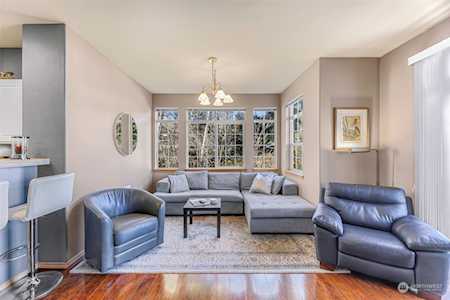 1855 Trossachs Blvd SE #2106 Sammamish, WA 98075