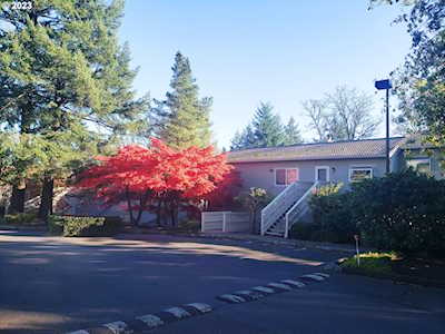 3433 Mcnary PKWY #108 Lake Oswego, OR 97035