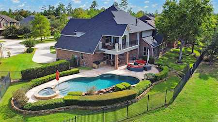 11 Cayuga Pond Ct Spring, TX 77389