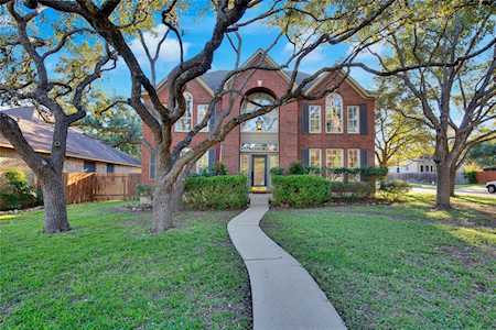 10524 Redmond RD Austin, TX 78739