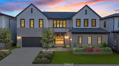 20230 W. Marlow Ln Porter Ranch, CA 91326