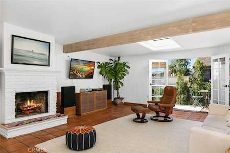 977 Noria St Laguna Beach, CA 92651