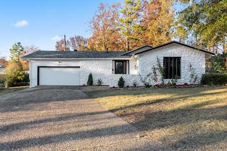 2214 Old Forge Dr Little Rock, AR 72227