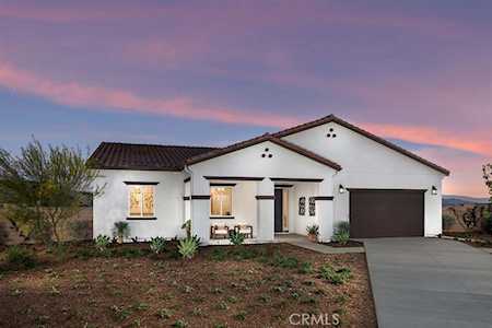 995 Vista Ct Riverside, CA 92506