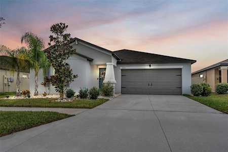 4456 Eternal Prince Dr Sun City Center, FL 33573