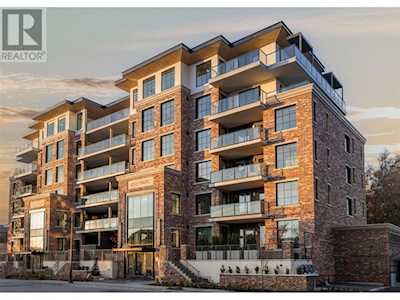 450 Groves Avenue #302 Kelowna, BC V1Y4Y5