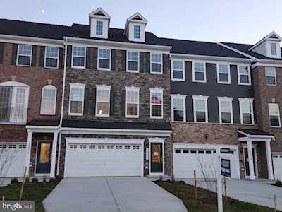 10876 Foxtrot Circle Upper Marlboro, MD 20772